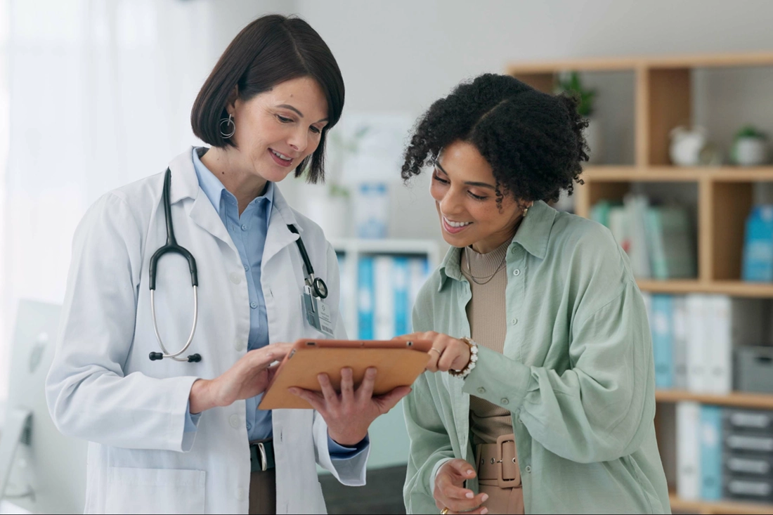 Physician discussing eligibility and screening steps for NASH clinical trials with an adult participant in New York, Bronx, and Bowling Green, Kentucky